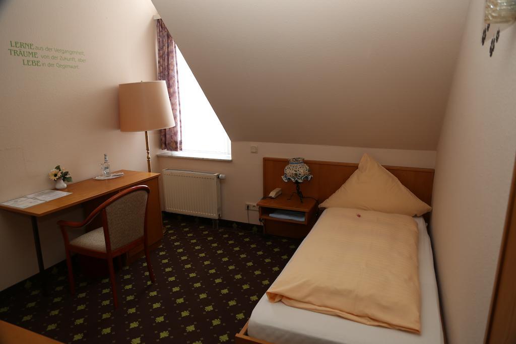 Hotel Taunus Residence Bad Camberg Exterior foto